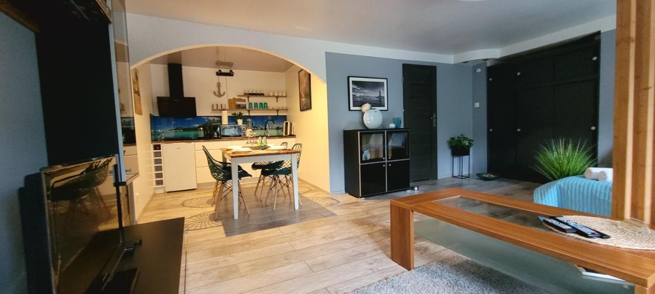 Apartamenty Pod Uwalonym Debem Jezow Sudecki Extérieur photo