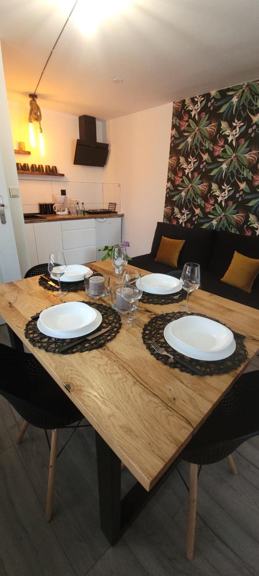 Apartamenty Pod Uwalonym Debem Jezow Sudecki Extérieur photo