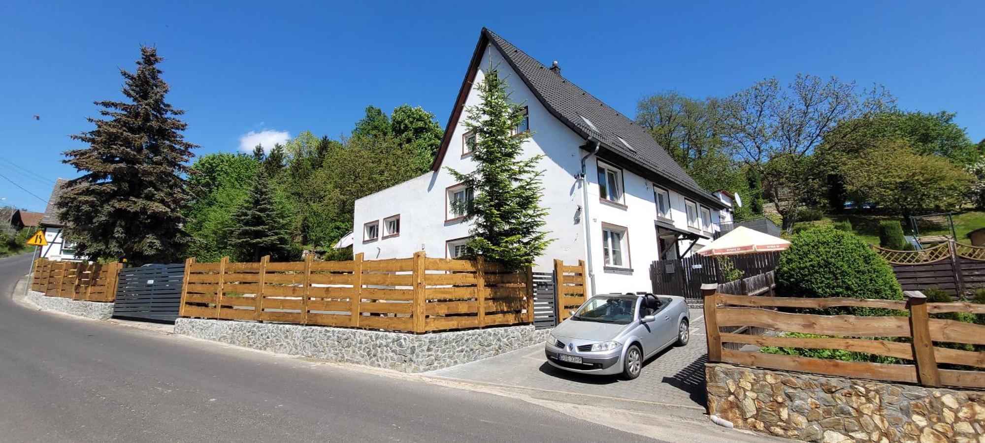 Apartamenty Pod Uwalonym Debem Jezow Sudecki Extérieur photo